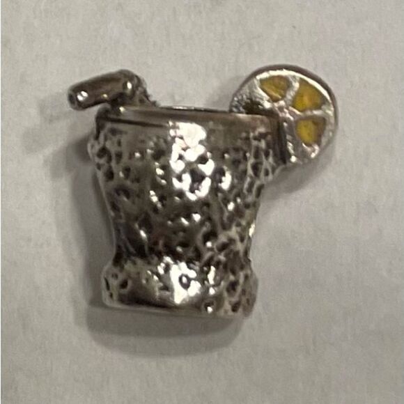 Authentic chamilia enamel tropical drink charm ✨retired✨ - Picture 1 of 2